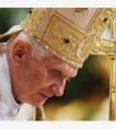 Bento XVI expressa tristeza pelo desabamento de prédios no Rio